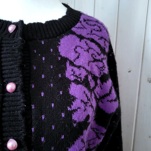 SWEET VINTAGE BUTTON FRONT COLLEGIATE SWEATER med - Picture 6 of 8